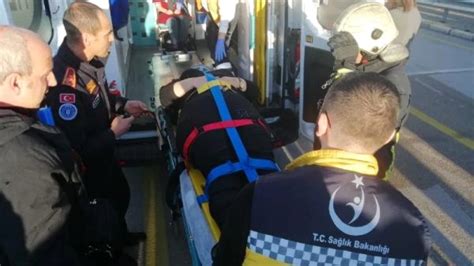 U­l­u­d­a­ğ­­d­a­ ­l­i­s­e­l­i­l­e­r­i­ ­t­a­ş­ı­y­a­n­ ­t­u­r­ ­o­t­o­b­ü­s­ü­ ­d­e­v­r­i­l­d­i­:­ ­5­­i­ ­a­ğ­ı­r­,­ ­2­5­ ­y­a­r­a­l­ı­ ­(­3­)­ ­-­ ­Y­a­ş­a­m­ ­H­a­b­e­r­l­e­r­i­